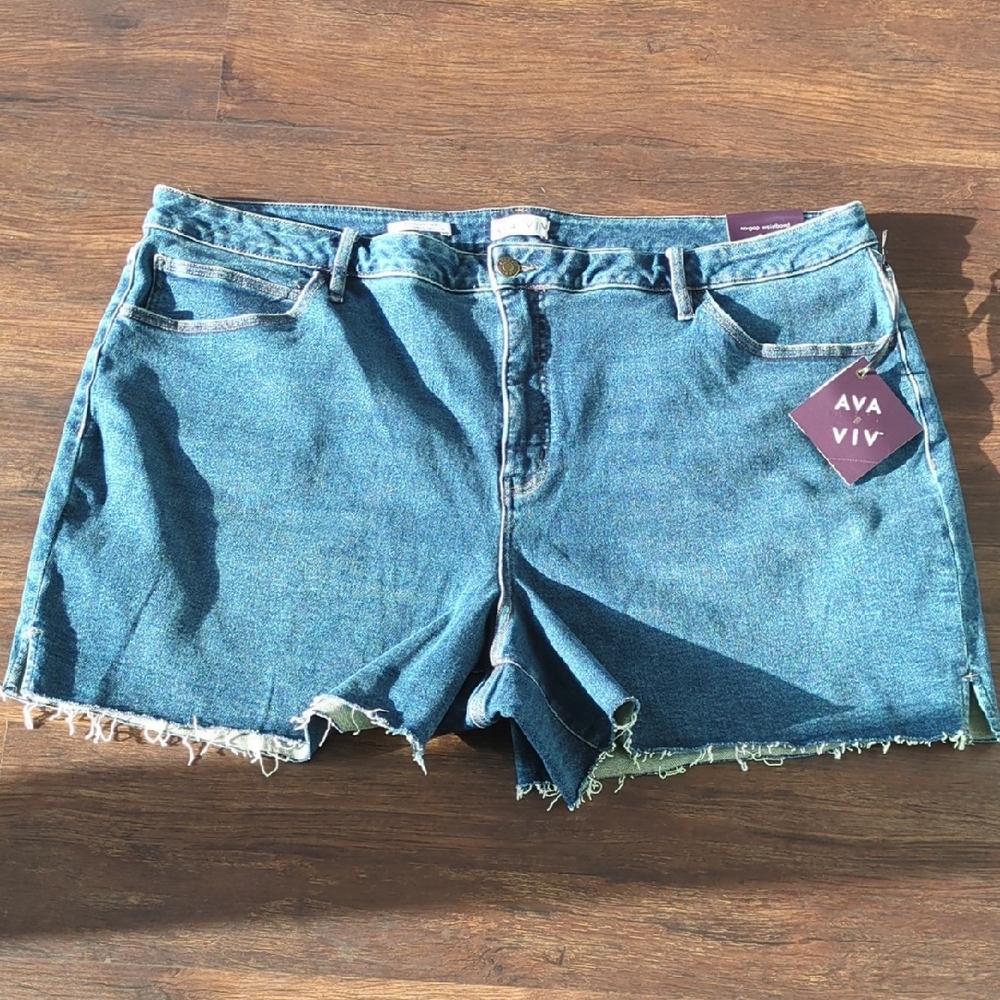 (NEW) Ava & Viv Women's Blue Denim Shorts